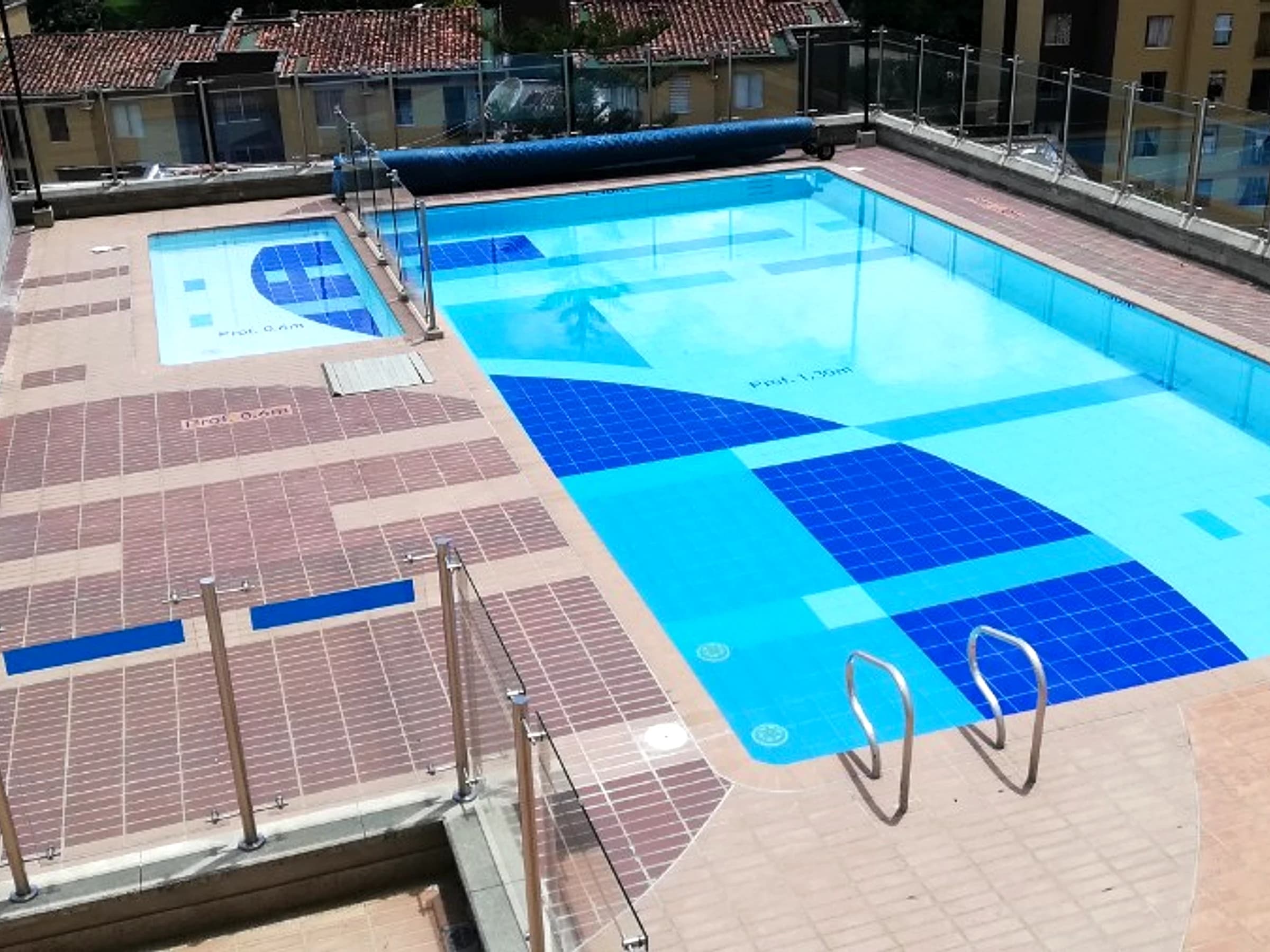 Piscinas y Tanques
